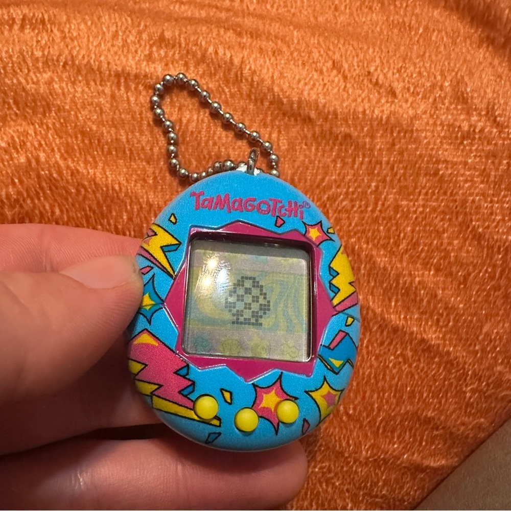 Bandai Tamagotchi Virtual Pet 2021 Blue Comic Pop Art Edition Digital Toy